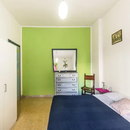 Guest house Rainbow House Oldrome *